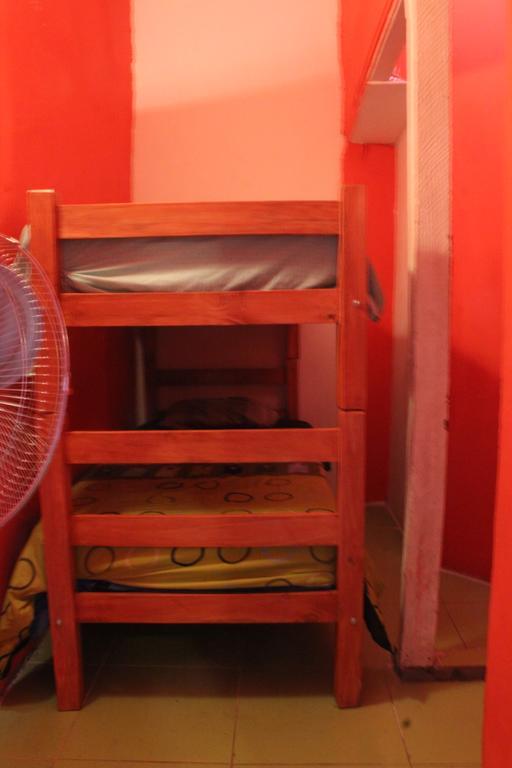 Hostal Barrio Brasil Santiago Exterior photo