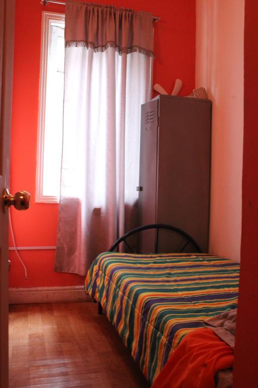Hostal Barrio Brasil Santiago Exterior photo